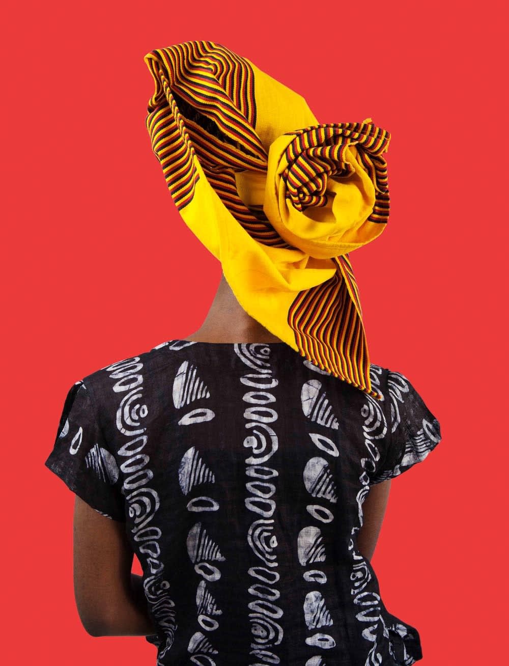 Medina Dugger, Wunika’s Gele de la série CHROMA: une ode à J.D. ‘Okhai Ojeikere' , 2017