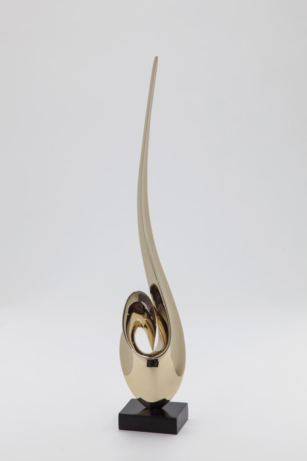 Hugh Chapman, Unfurling