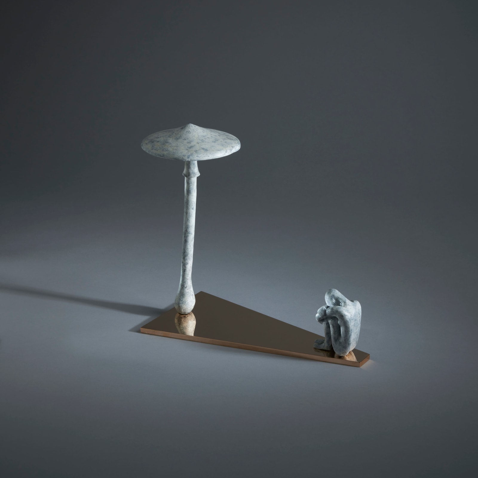 Orla de Brí, In the Shadow of a Large Mushroom