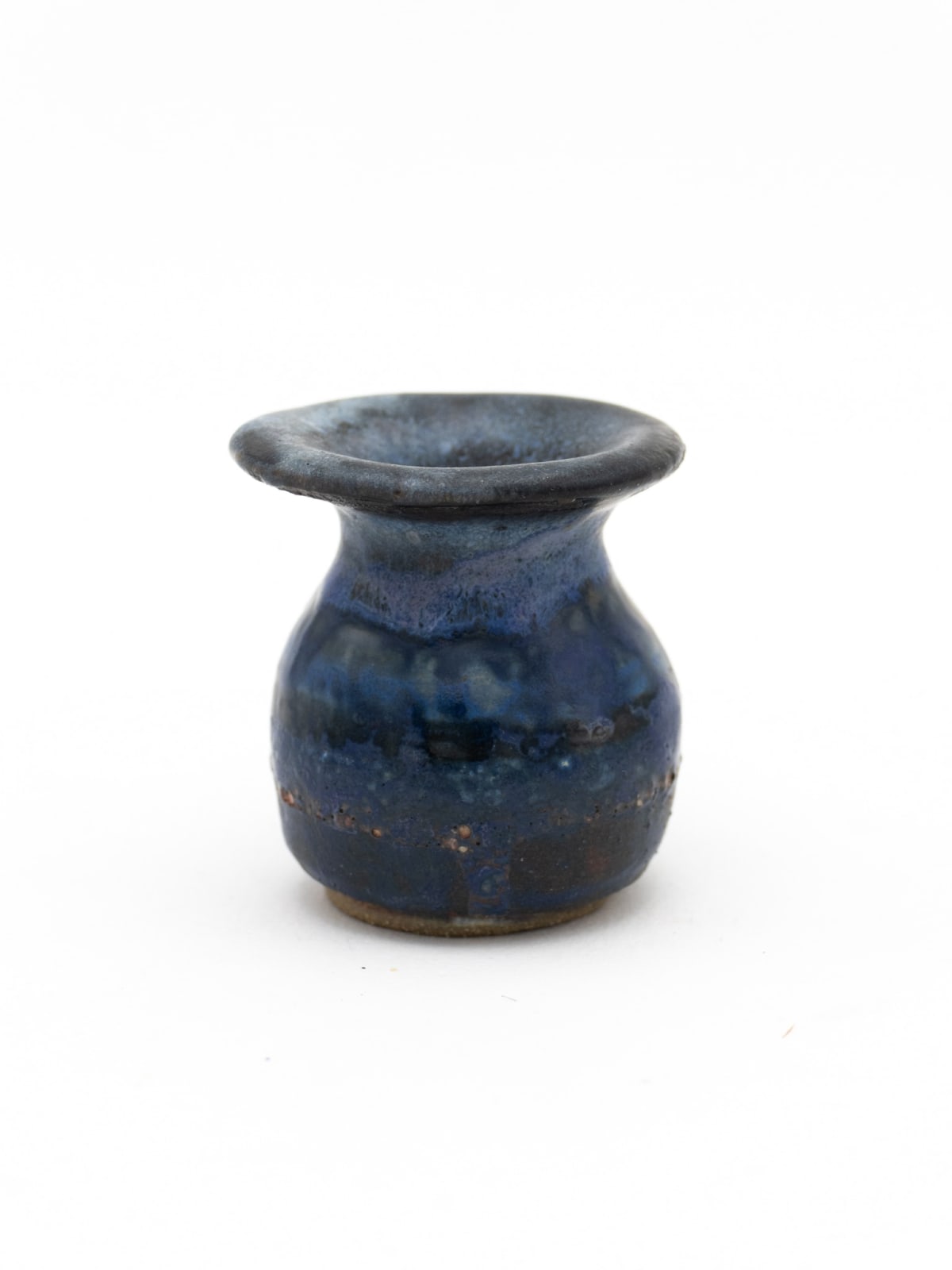 Kevin McNamee-Tweed, Untitled Tiny Vase 2.37, 2023