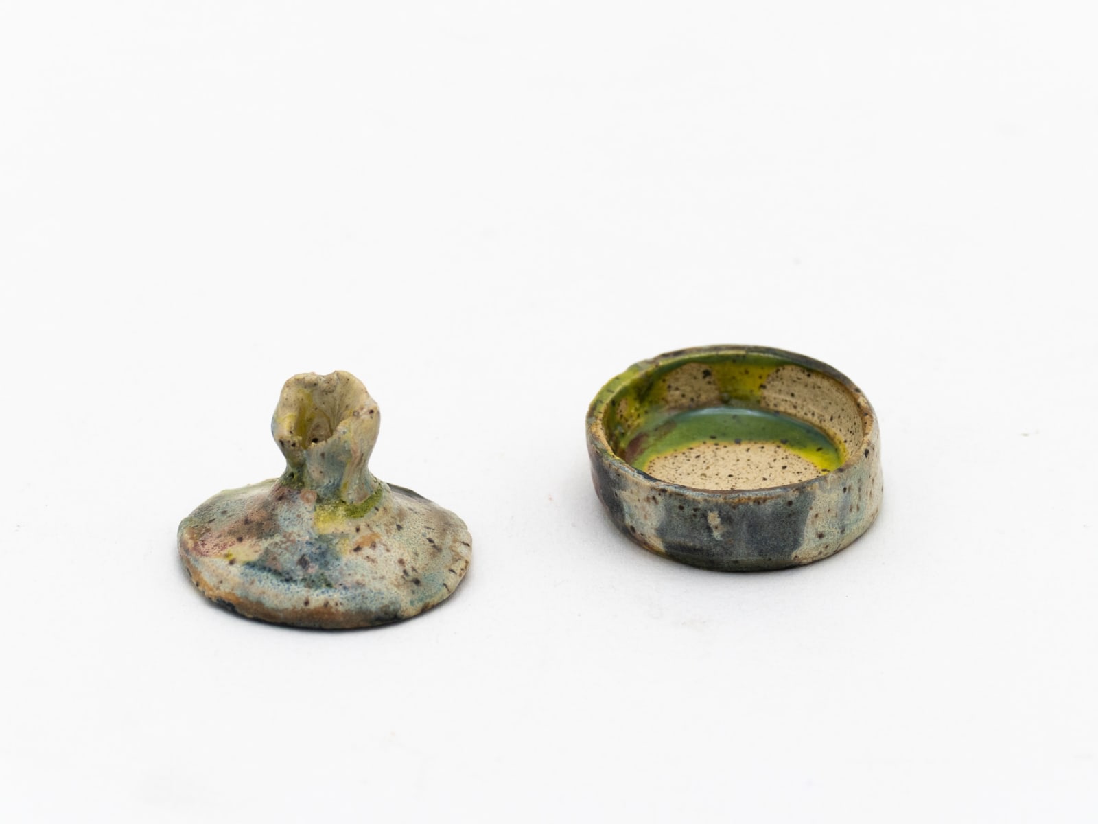 Kevin McNamee-Tweed, Tiny container with Lid:Spout, 2023