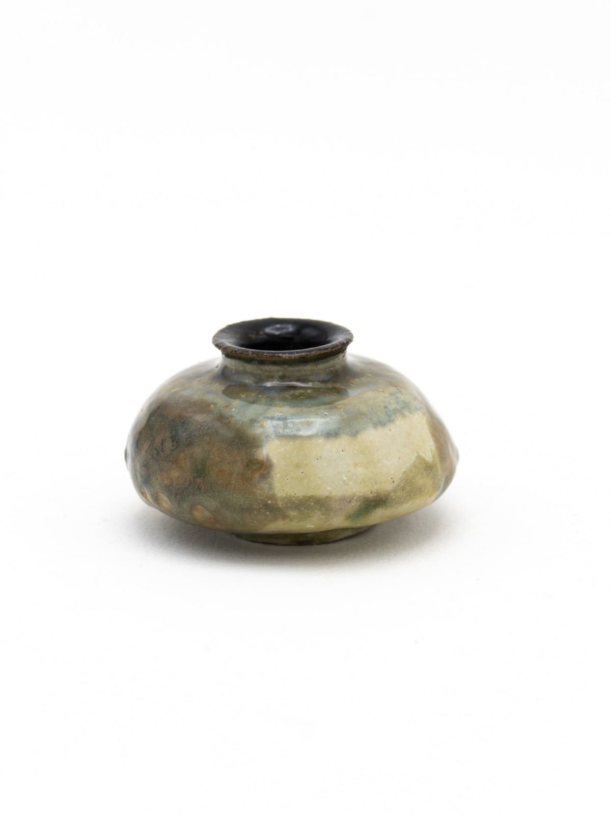 Kevin McNamee-Tweed, Untitled TIny Vase 2.39, 2023