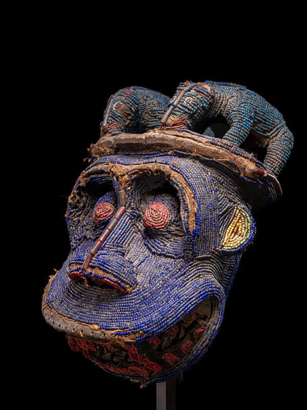 Kekum Njang mask representing the King (Fon), in the form of a gorilla, Kom People, Cameroon, 1st half 20th C