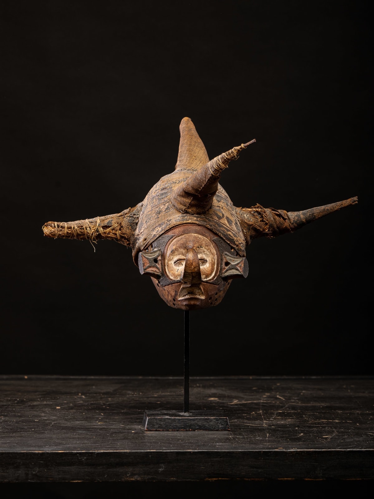 Kholuka ou Mbaala mask by the hand of Nkaleweni, the 