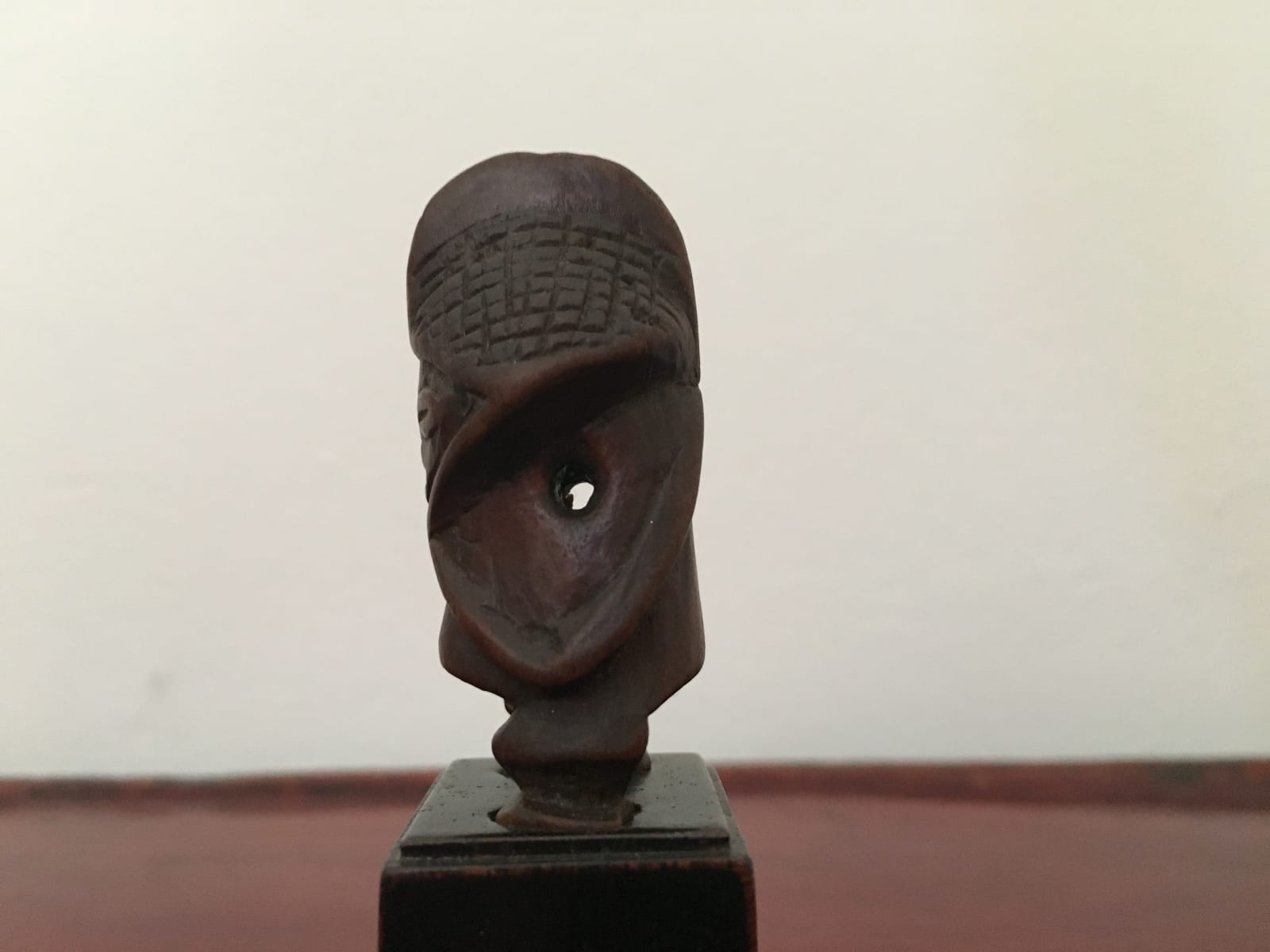 Hungaan Wooden Pendant, DRC, 1st half 20th Century