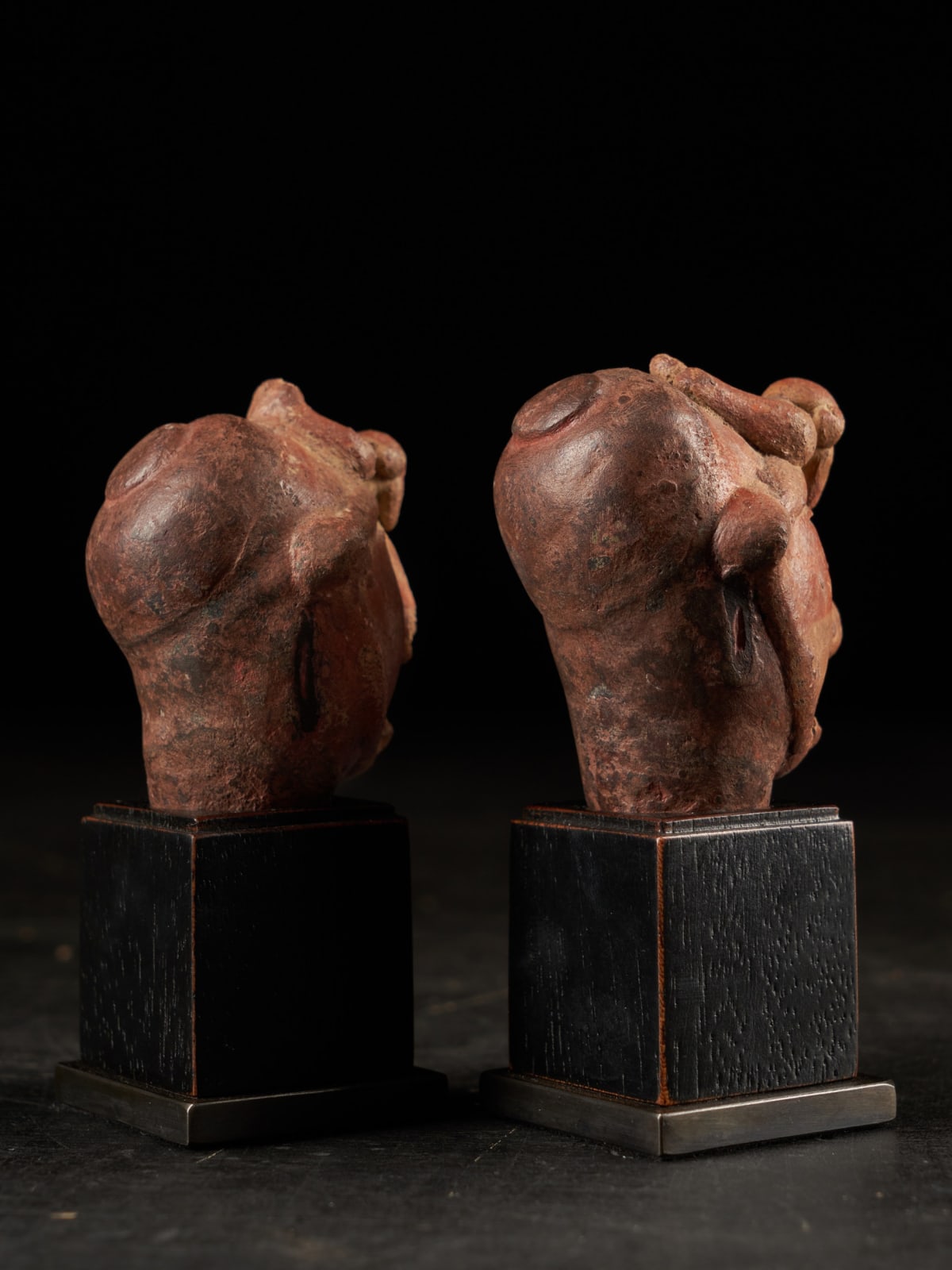 Set of two Mesoamerican Miniature Terracotta Head, 300-600 AD