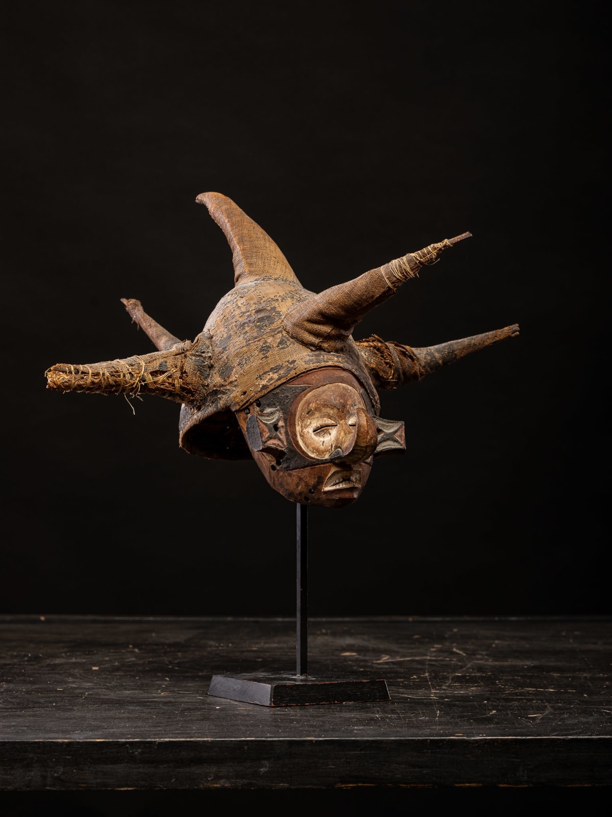 Kholuka ou Mbaala mask by the hand of Nkaleweni, the 