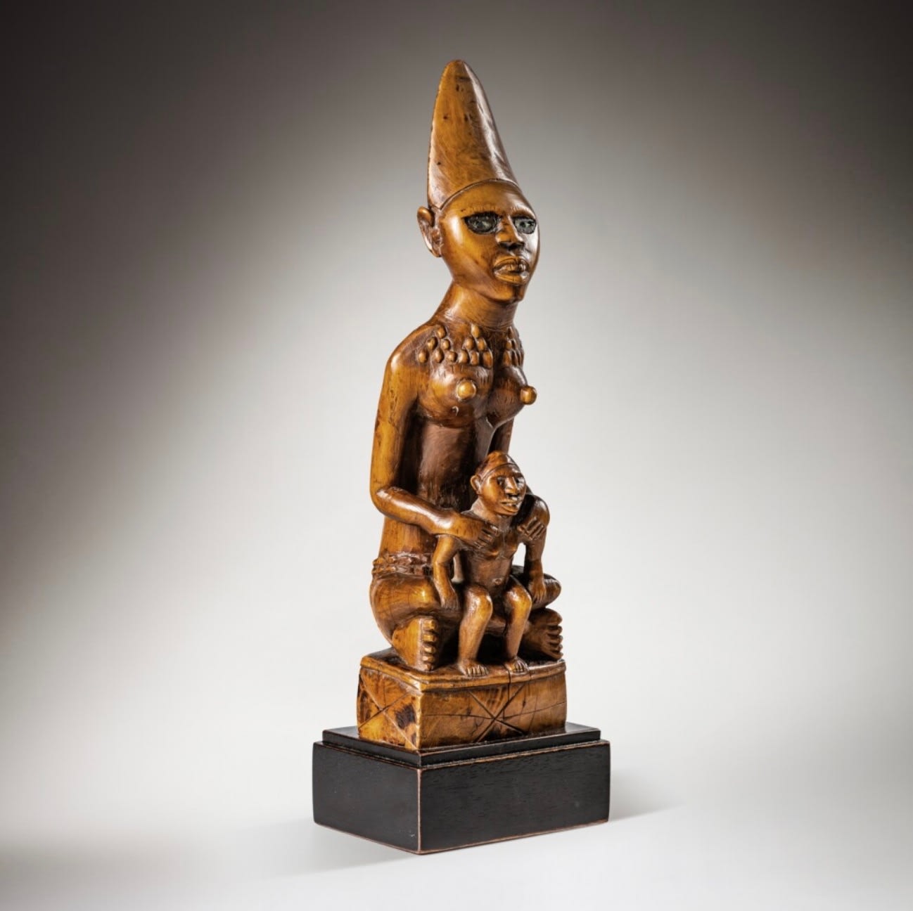 Yombe phemba Maternity Figure, Republic Democratic of the Congo,