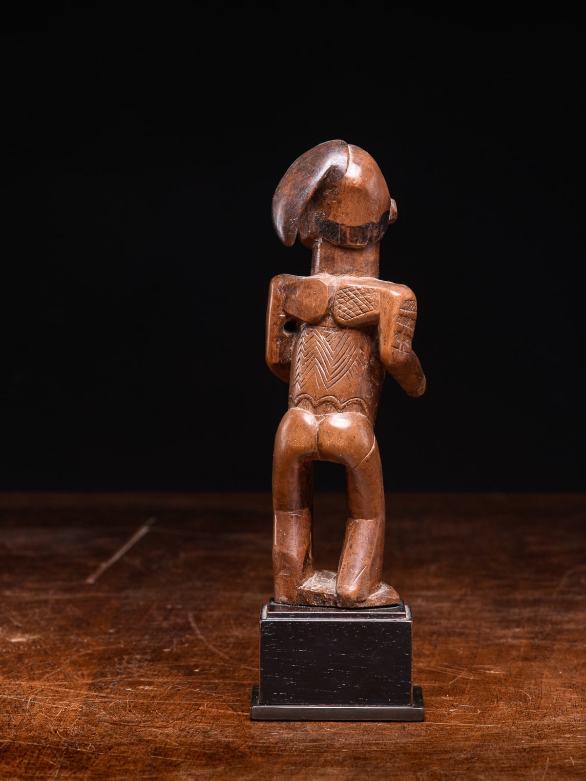 Bwende Standing Statue with scarified body, DRC, 1st half 20th Century