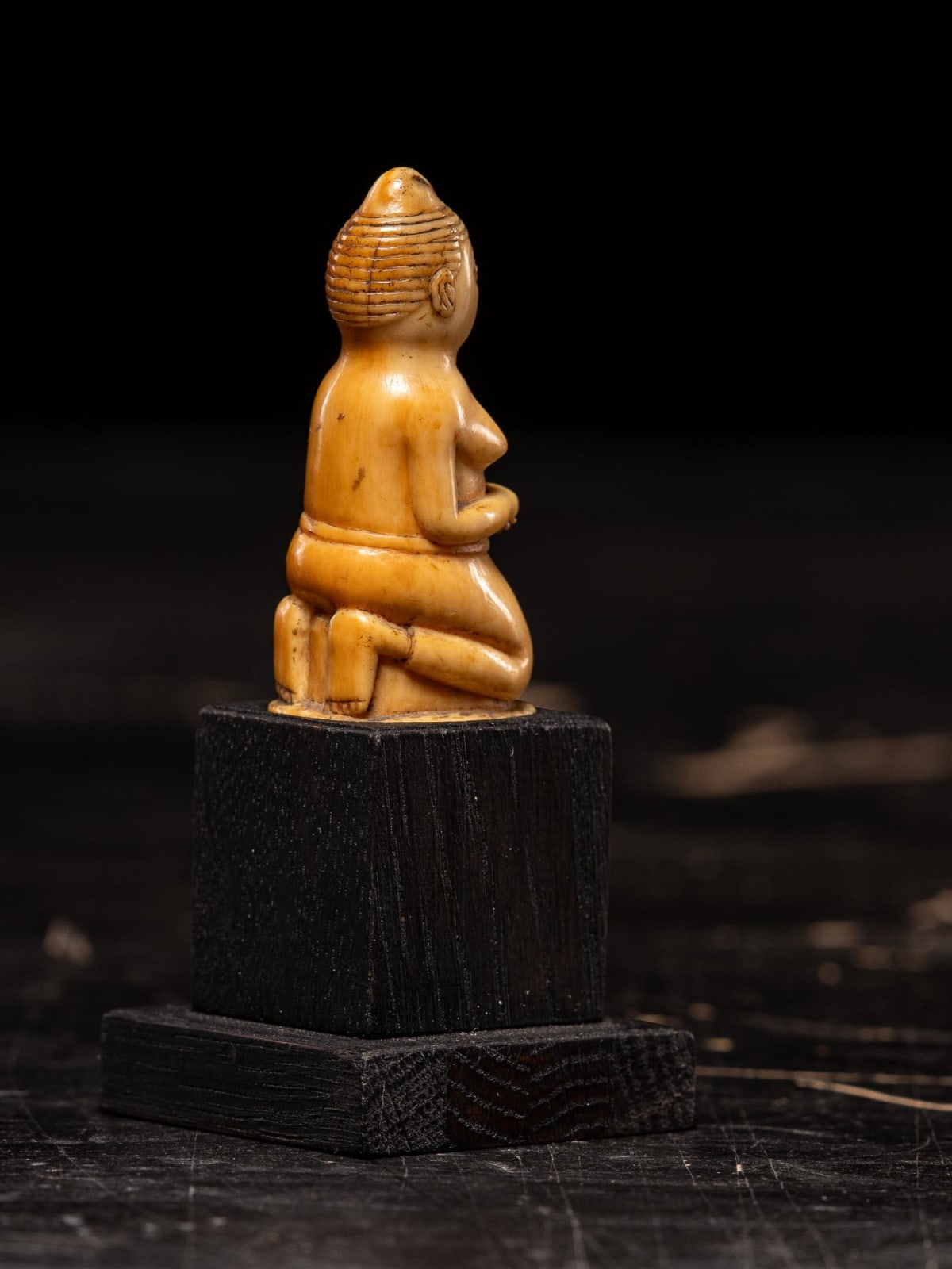 Female kneeled figure carved by the Kongo people of the Loango Region, DRC, 19-20th Century