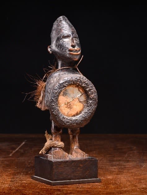 Yombe (DRC) Mirror Fetish exhibited at Anvers,Stadsfeestzaal,Tentoonstelling van Kongo-kunst,24/12/1937, 1st half 19th Century