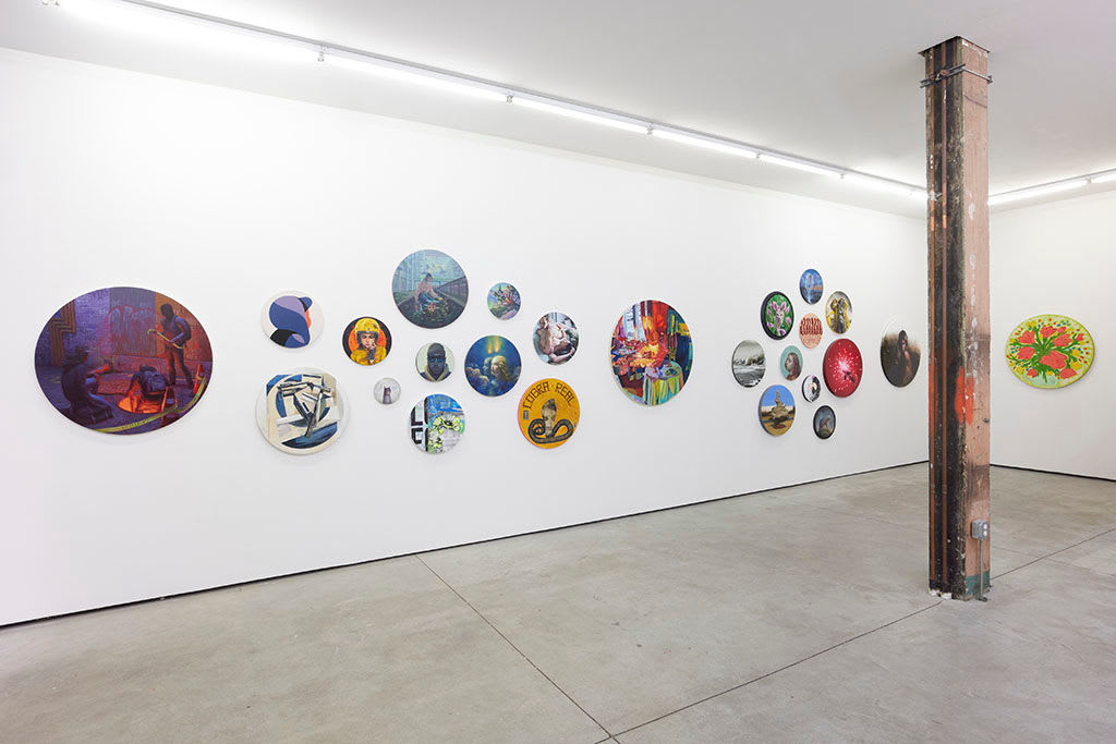 Install photo of Tondo group exhibition