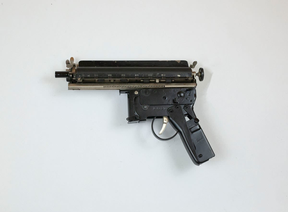 gun sculpture by Ravi Zupa