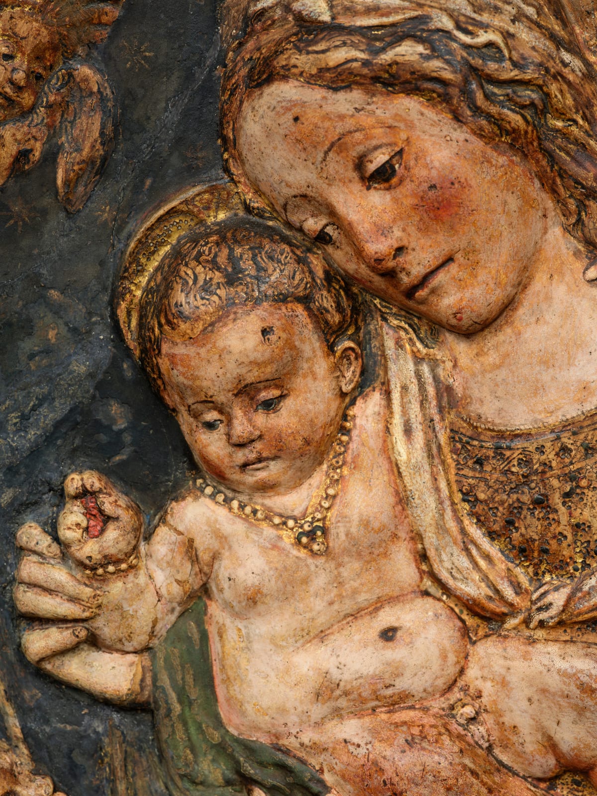 Benedetto da Maiano, (Workshop of) Relief with the Virgin and Child with the Young St. John the Baptist/ (Atelier de) Bas-relief de la Vierge à l'Enfant avec Saint Jean-Baptiste enfant, Circa 1490