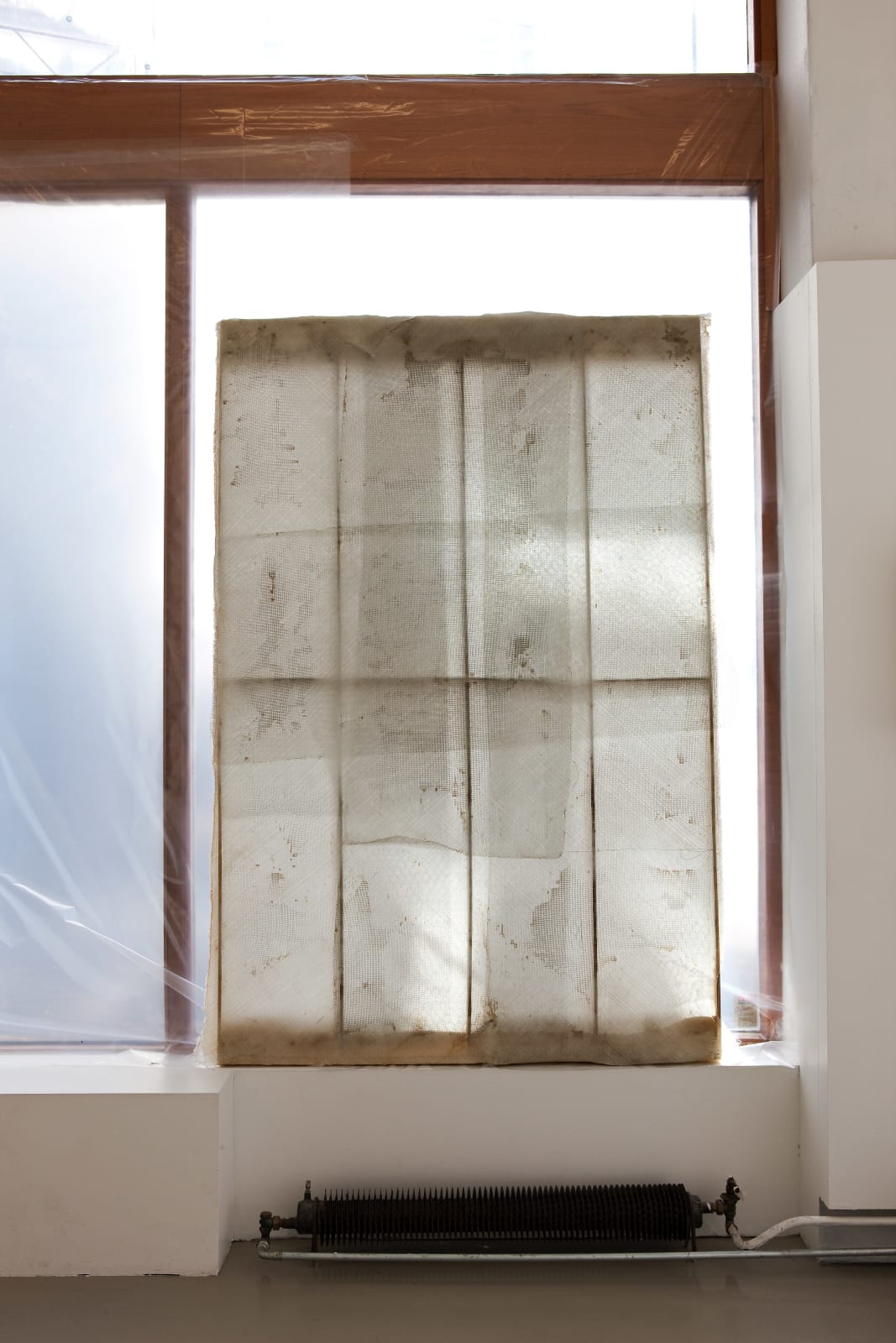 Oscar Tuazon, Transluscent Screen #1, 2009