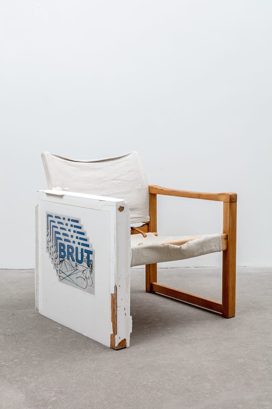 Matias Faldbakken, Screen chair (BRUT), 2016
