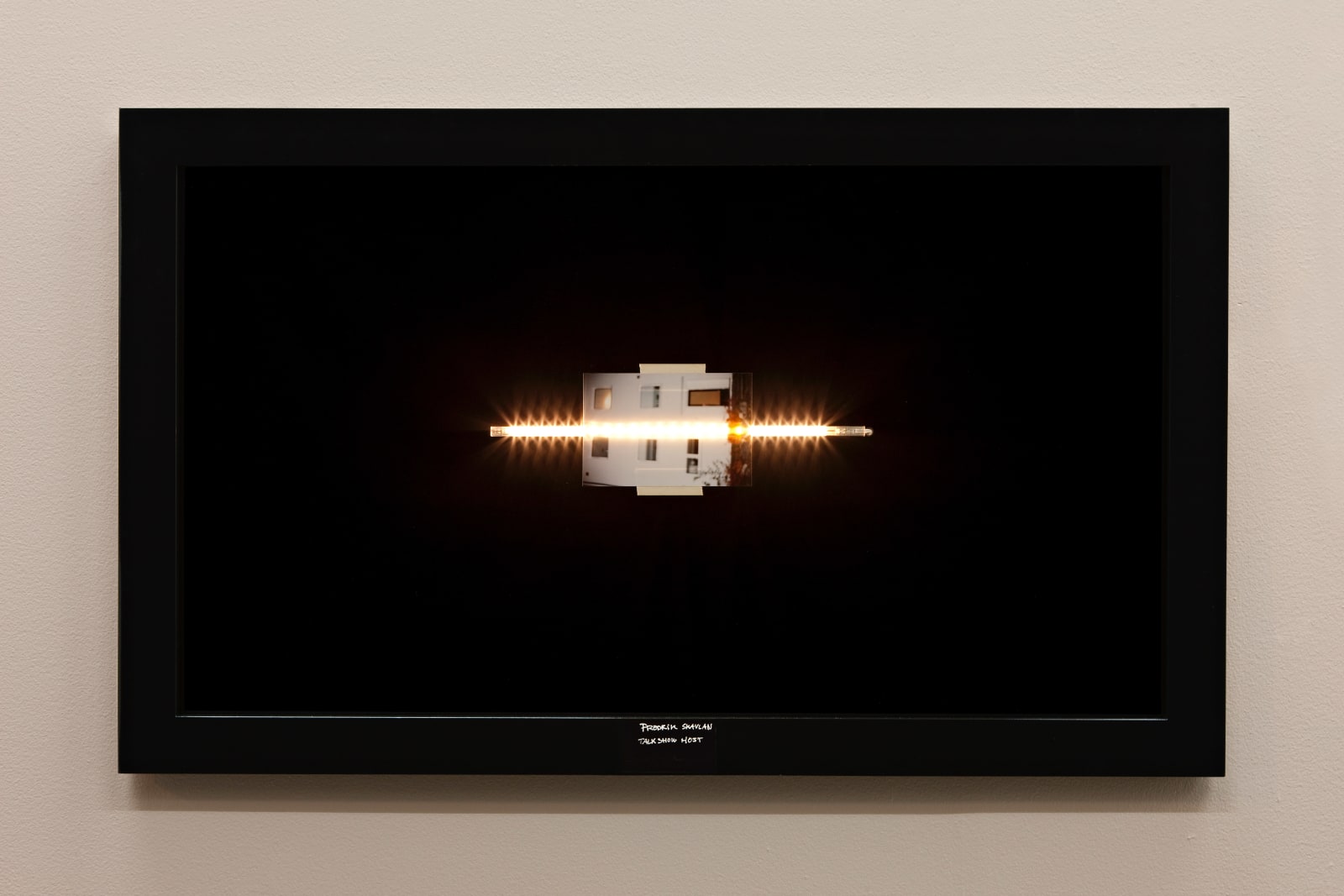 Simon Denny, Celebrities' Houses at Night – Fredrik Skavlan, 2009