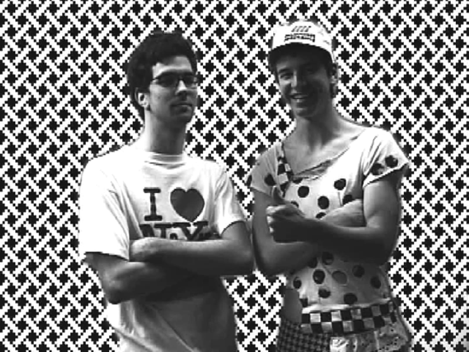 Cory Arcangel, CORY ARCANGEL WITH FRANKIE MARTIN: "414-3-RAVE-95", 2004