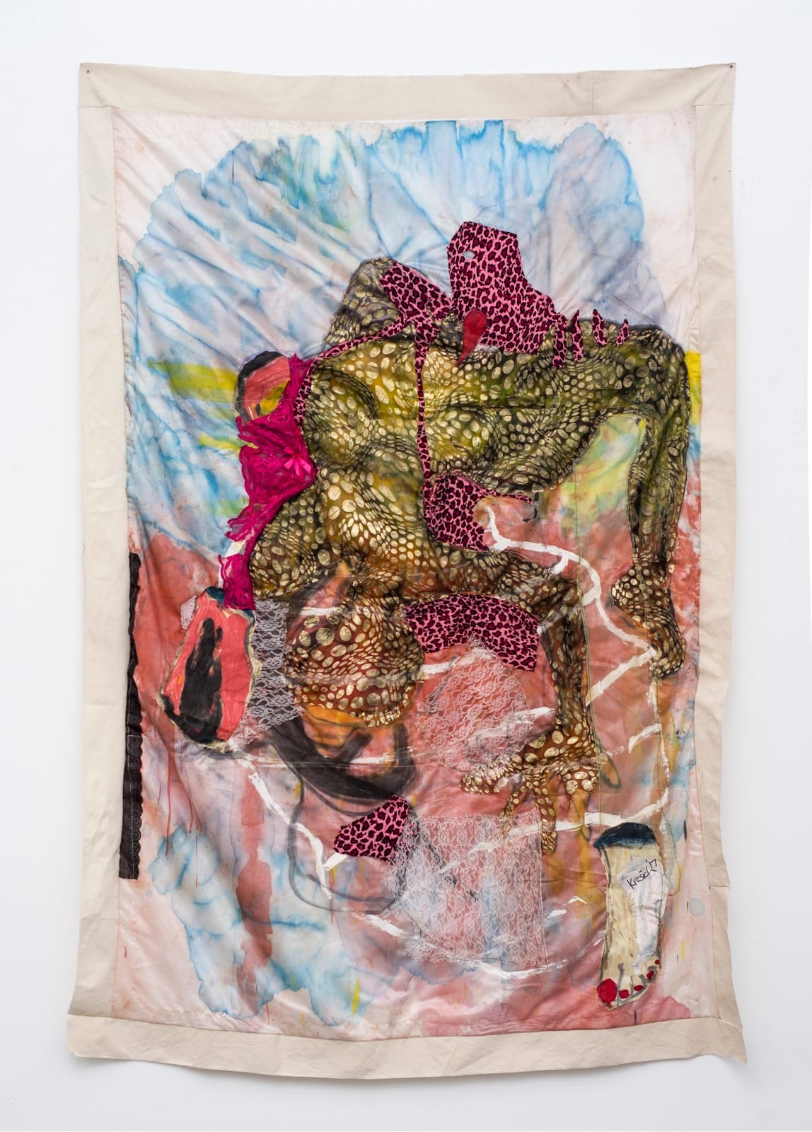 Kresiah Mukwazhi, Unreachable Parts Painted Gold, 2018