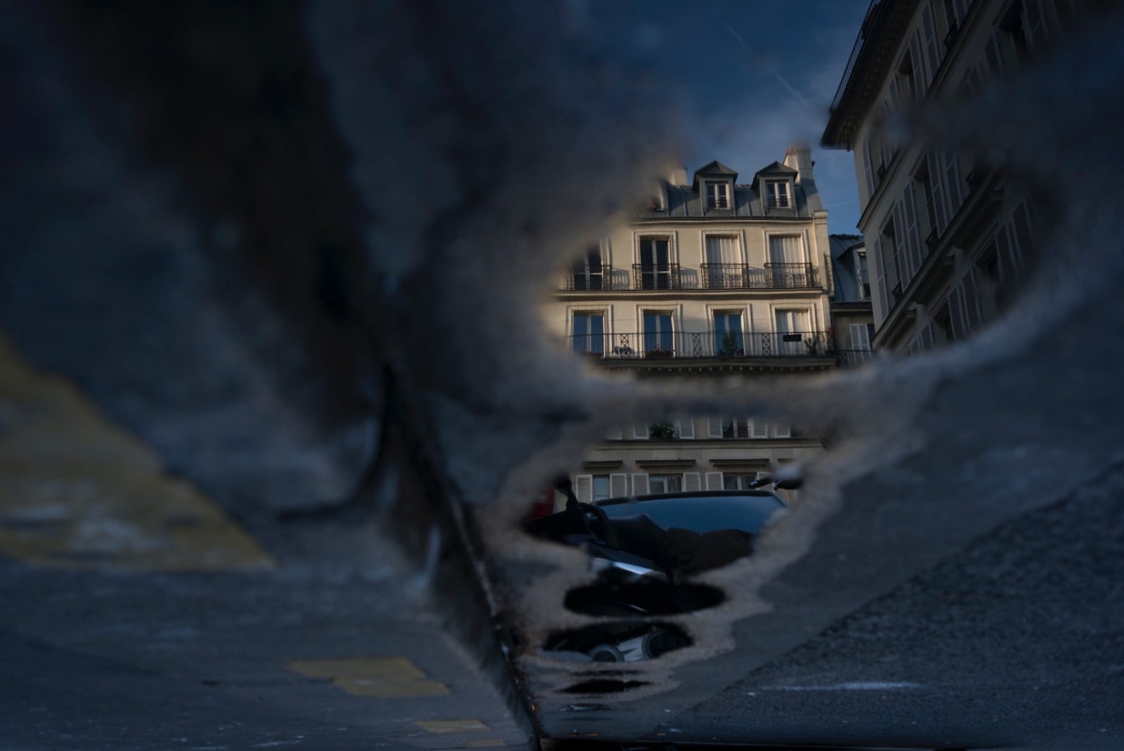 Maxime Hibon, Illusion