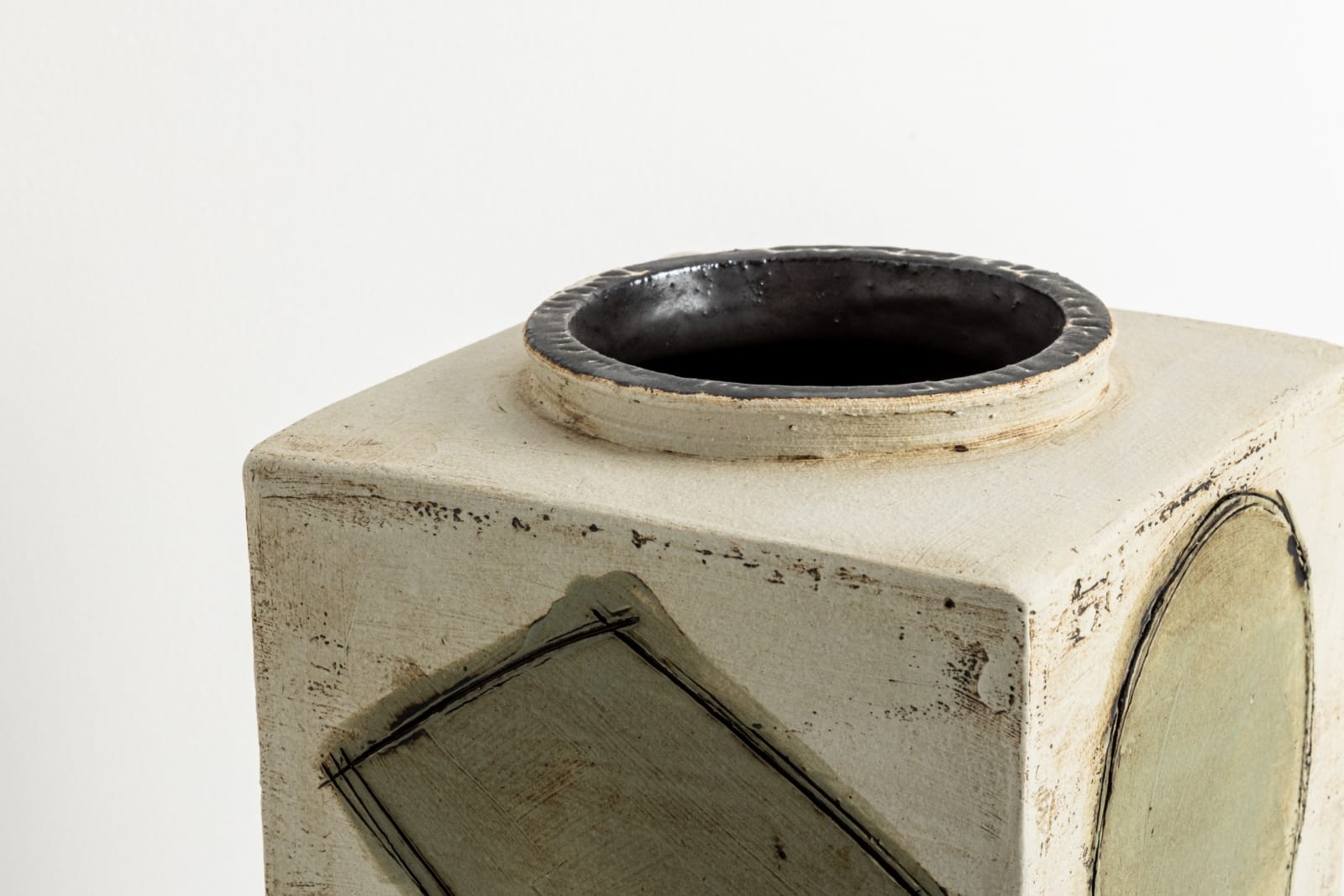 Christopher Maschinot, Sage Green Vessel
