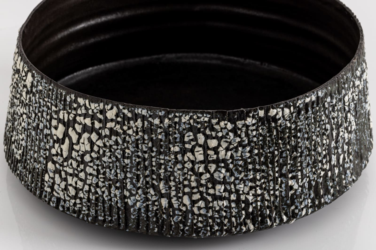 Ani Kasten, Landscape Crackle Vessel