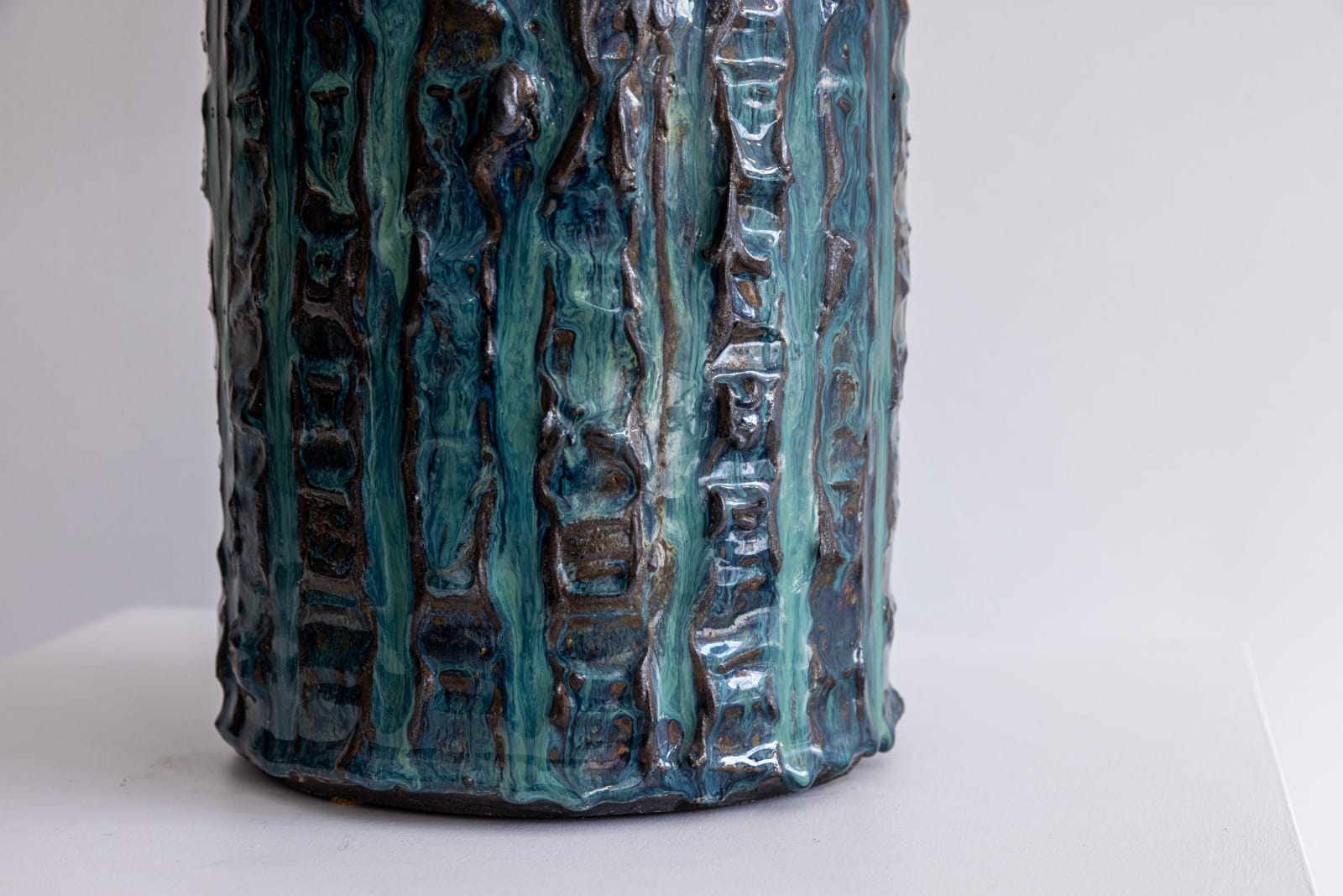 Christopher Maschinot, Turquoise Slip Lamp