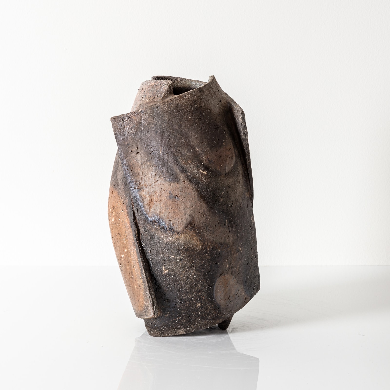Hiroshi Toyofuku, Bizen Ware Vessel n. 9