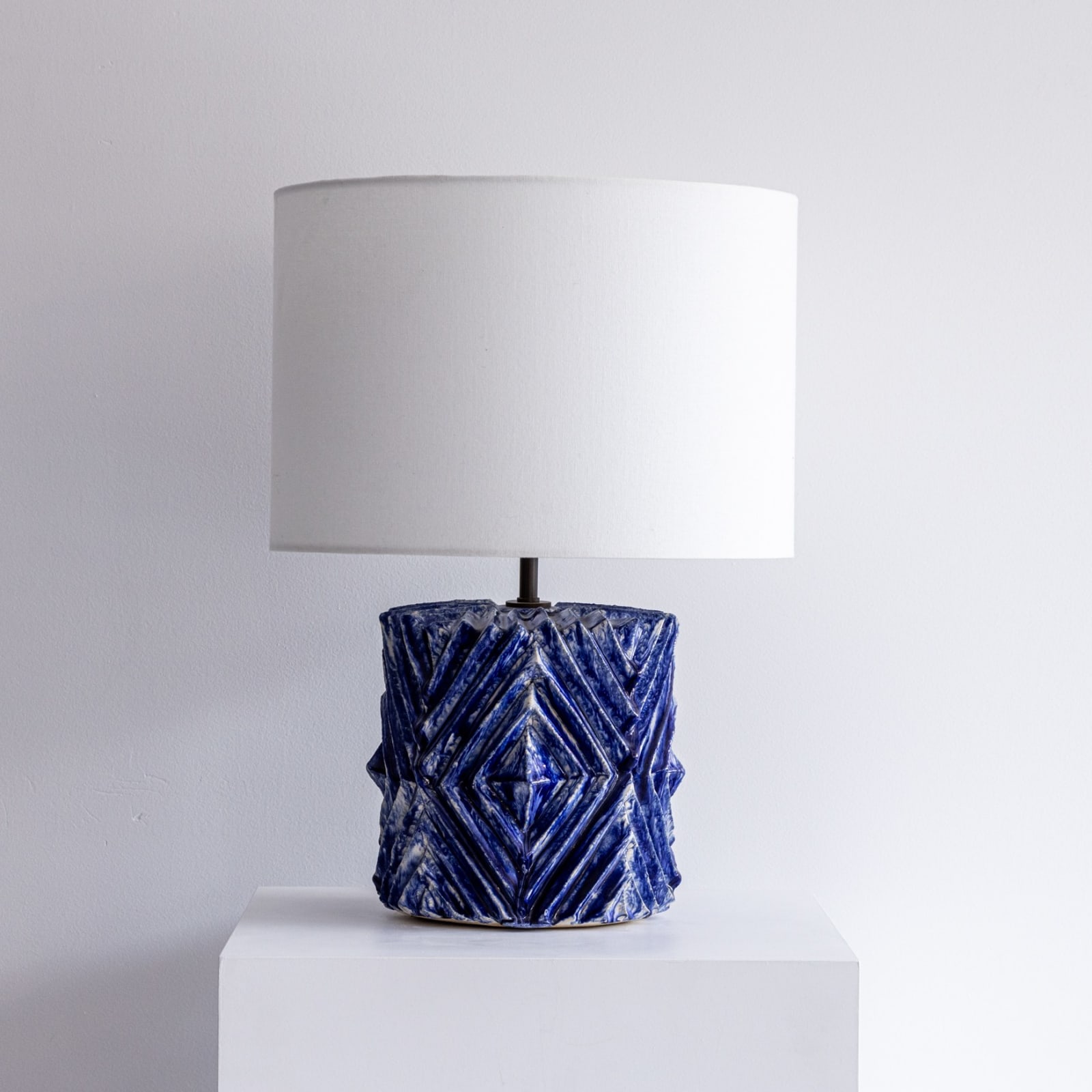 Christopher Maschinot, Blue Diamond Lamp