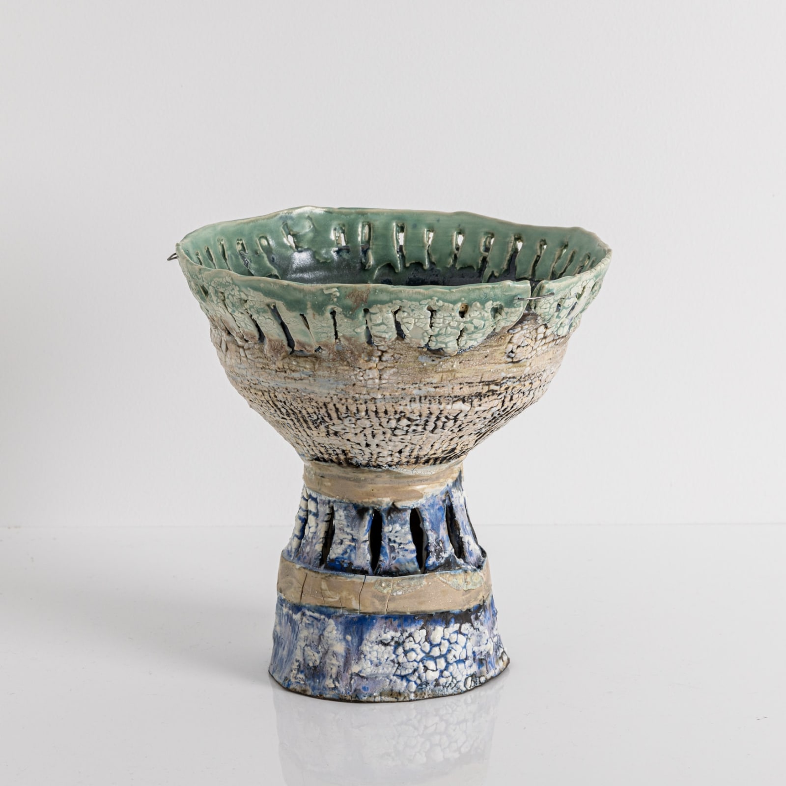 Ani Kasten, Pedestal Vessel n. 1