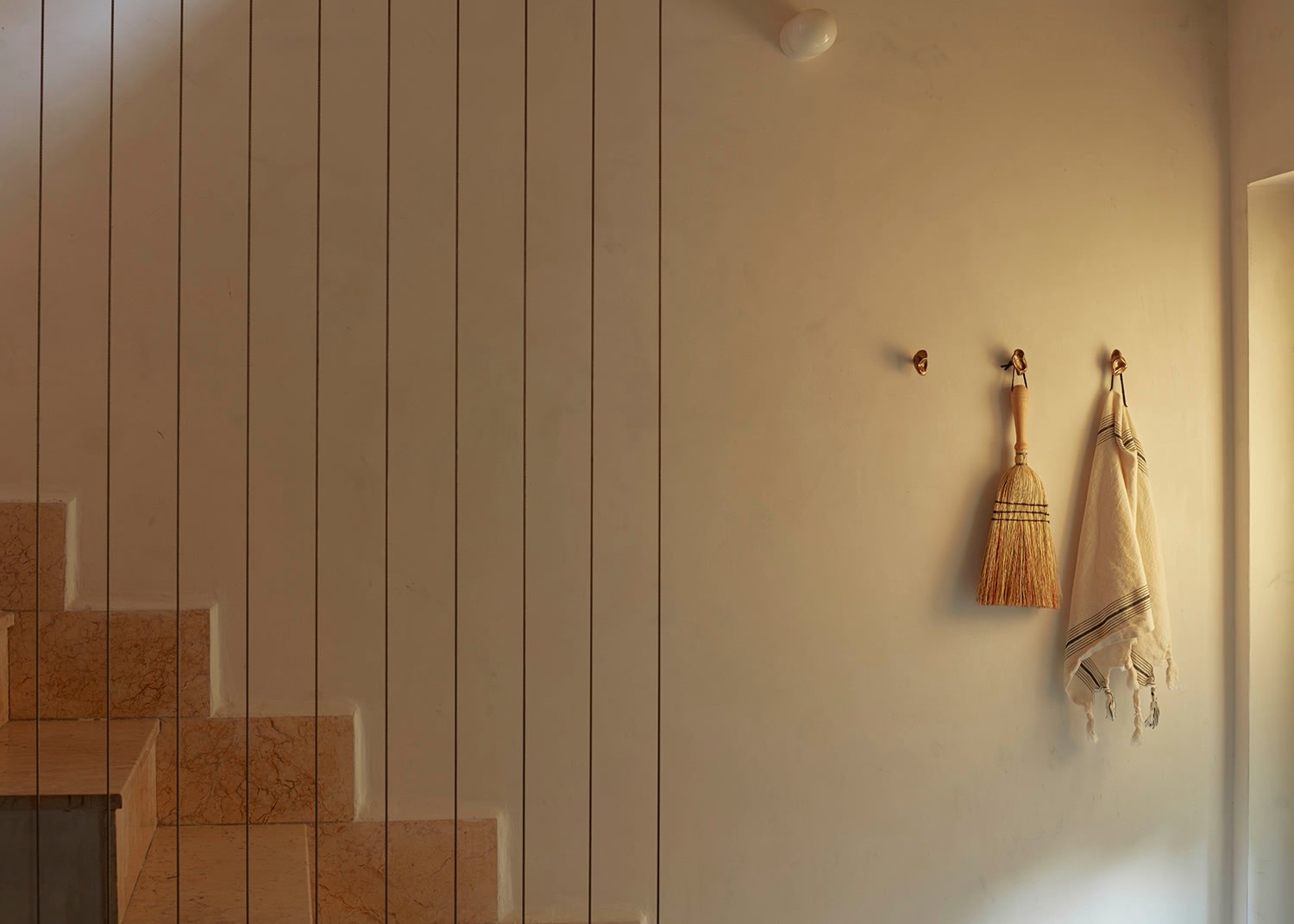 Eva Anna Gulacsi, Soft Pinch Small Knob/Hook