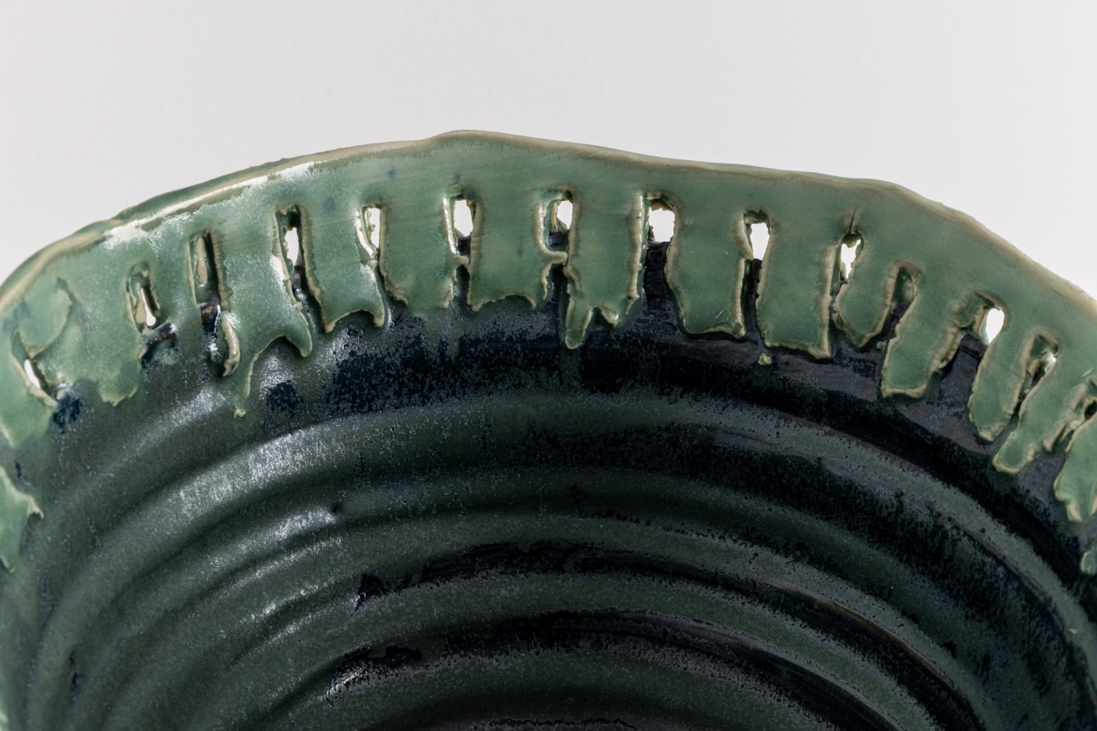 Ani Kasten, Pedestal Vessel n. 1