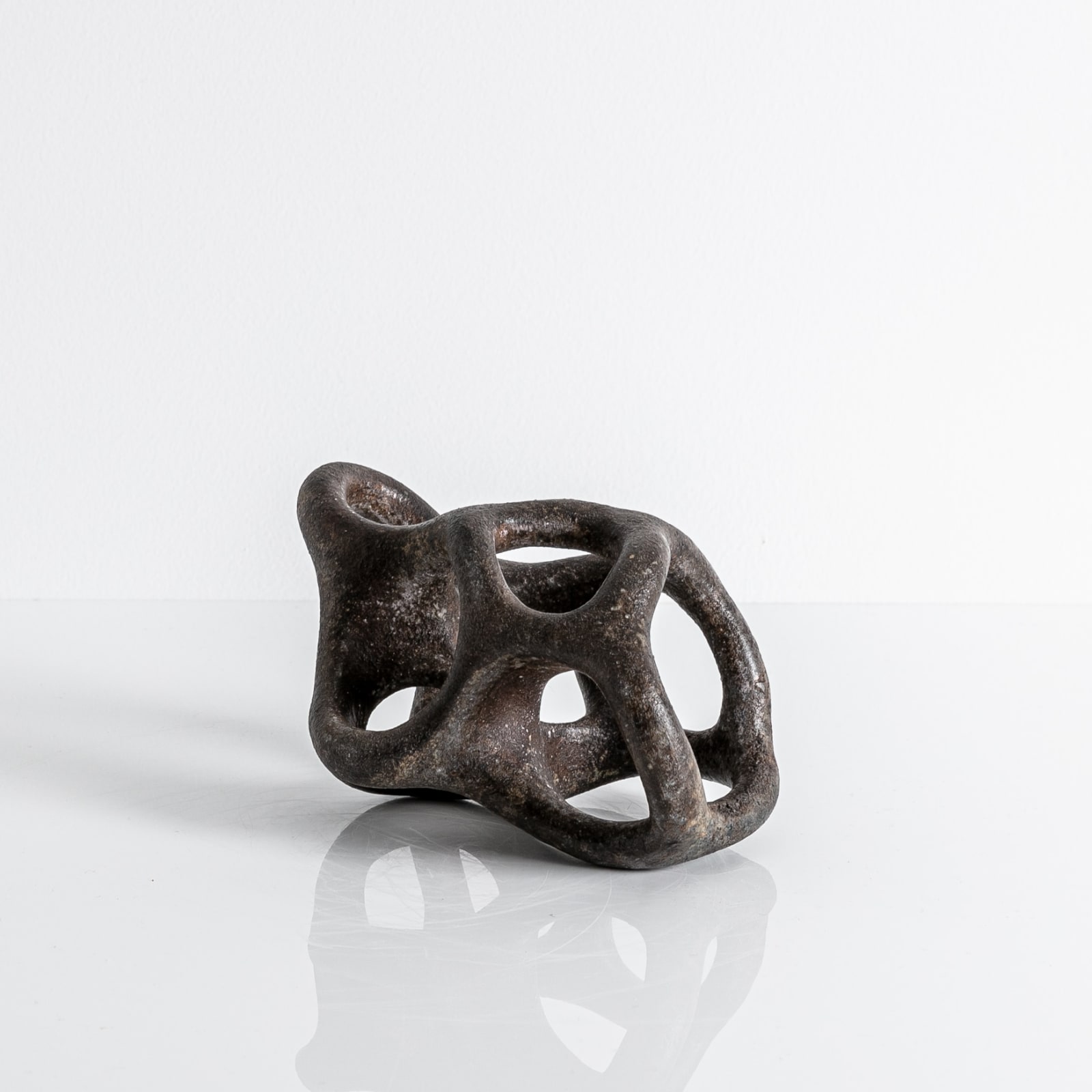 Pamela Sunday, W Sculpture n. 2