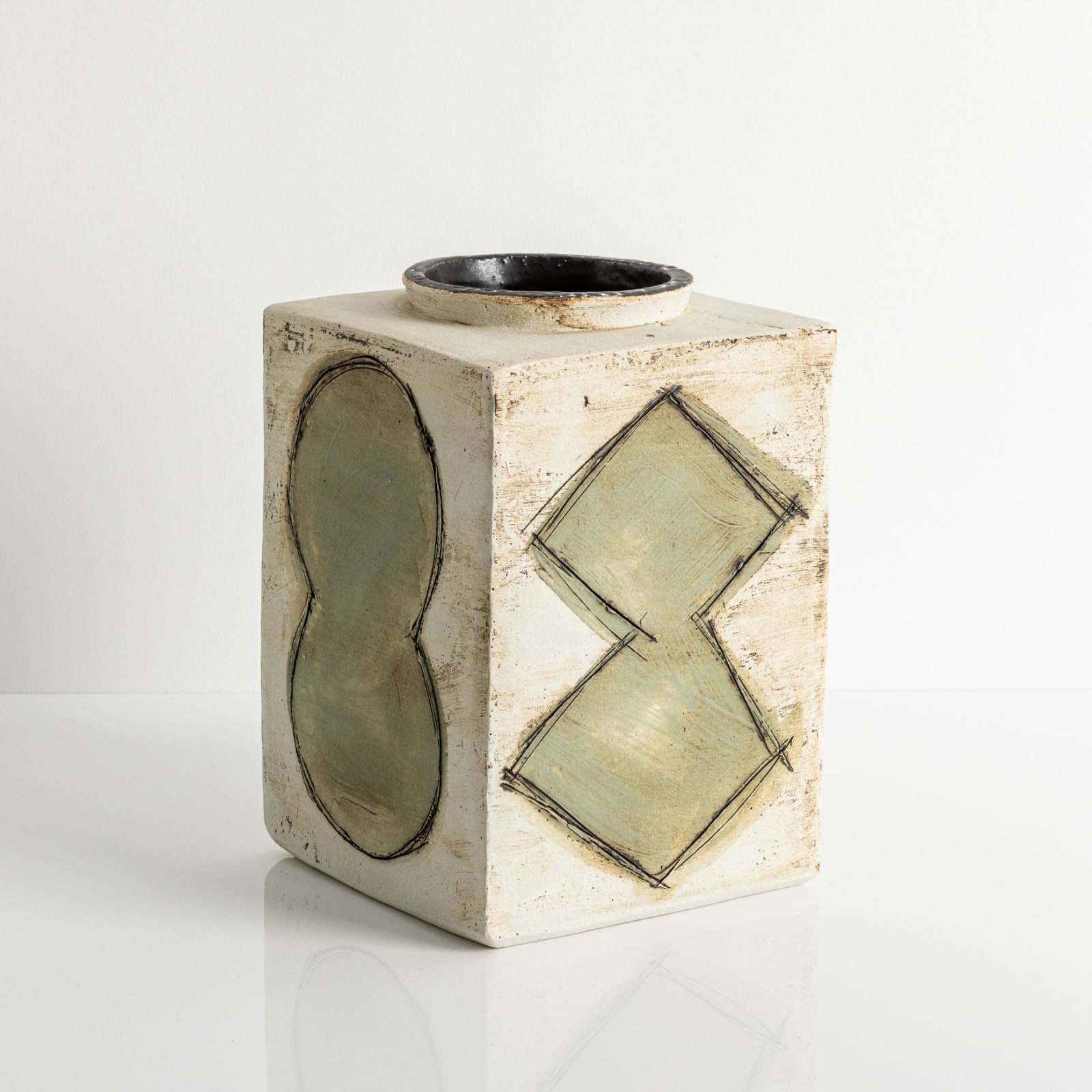 Christopher Maschinot, Sage Green Vessel