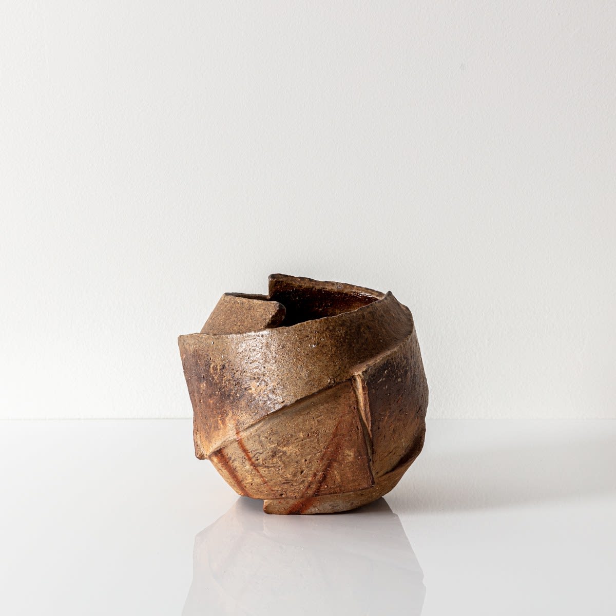 Hiroshi Toyofuku, Bizen Ware Vessel n. 2