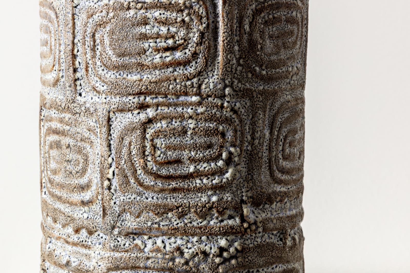 Gary Dipasquale, Cylindrical Patterned Vessel