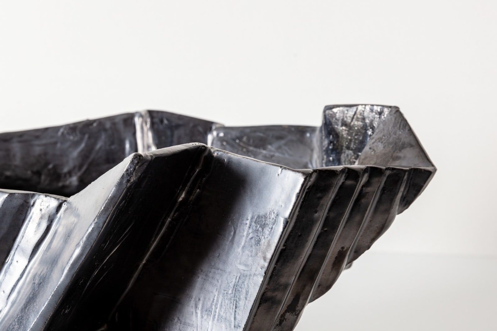 R. A. Pesce, Brutalist Vessel n. 18