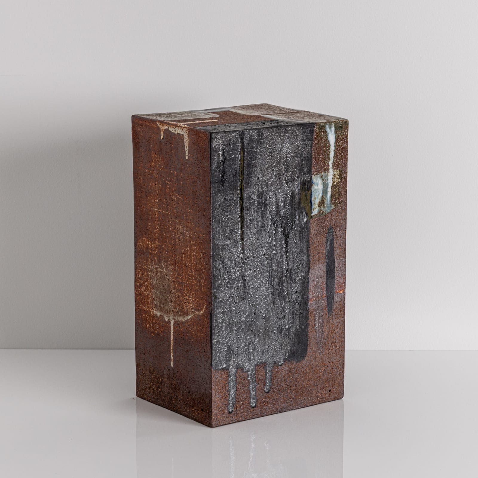 Helena Lacy, Column Table n. 1