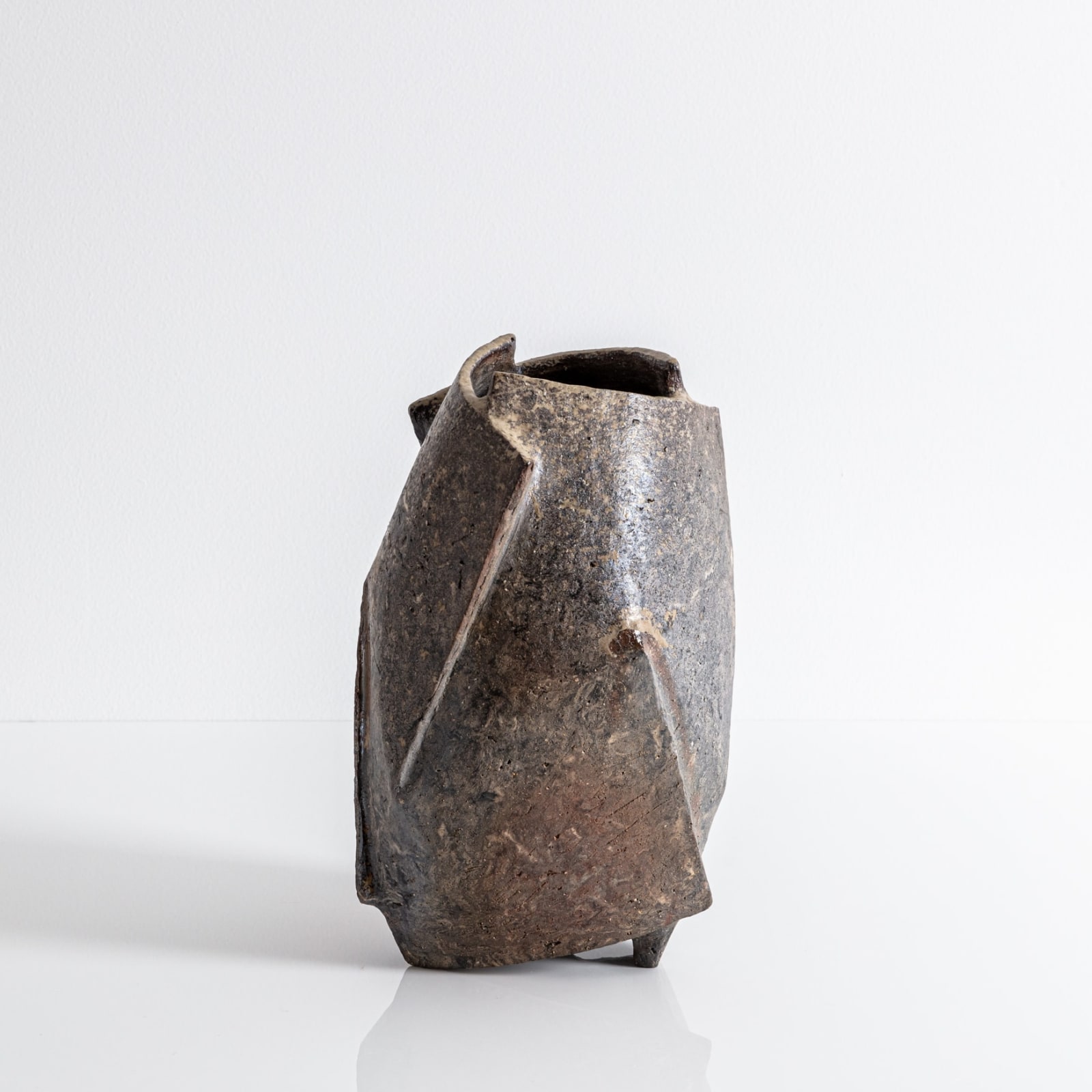 Hiroshi Toyofuku, Bizen Ware Vessel n. 17