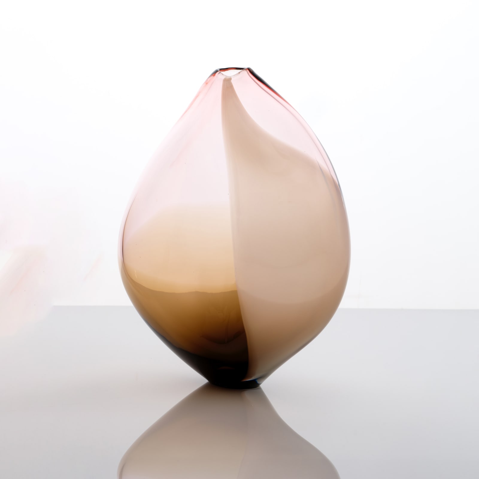 Michèle Oberdieck, Medium Delicate Pink Sepia Cloud Vessel