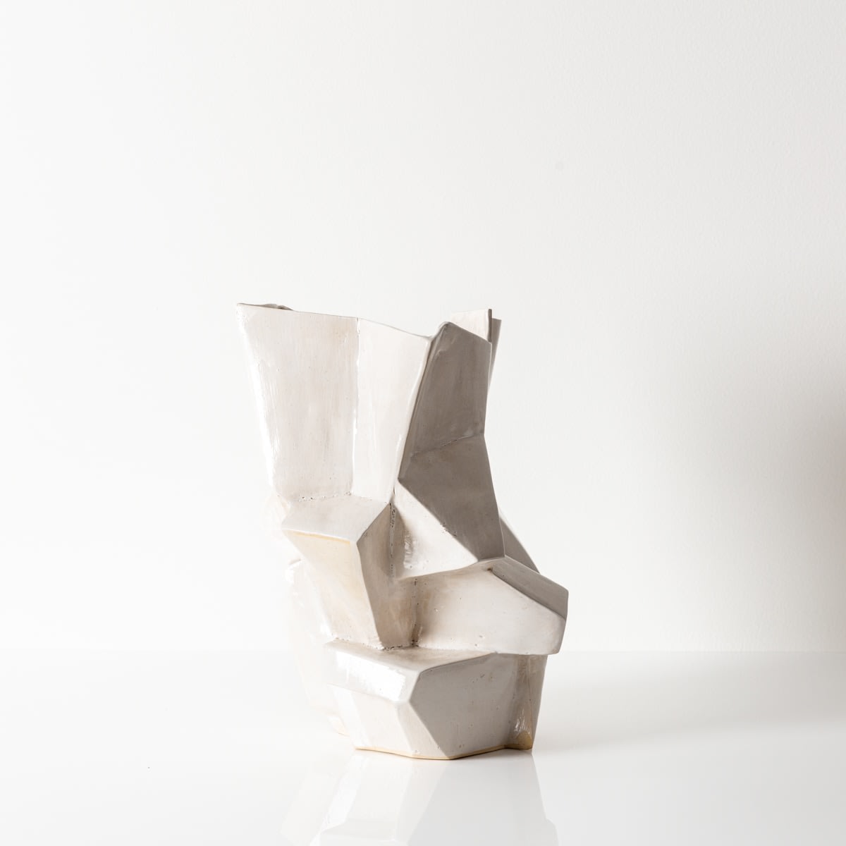 R. A. Pesce, Brutalist Vessel n. 16