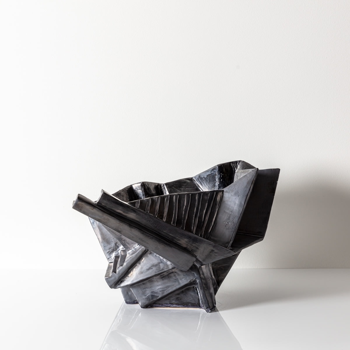 R. A. Pesce, Brutalist Vessel n. 18