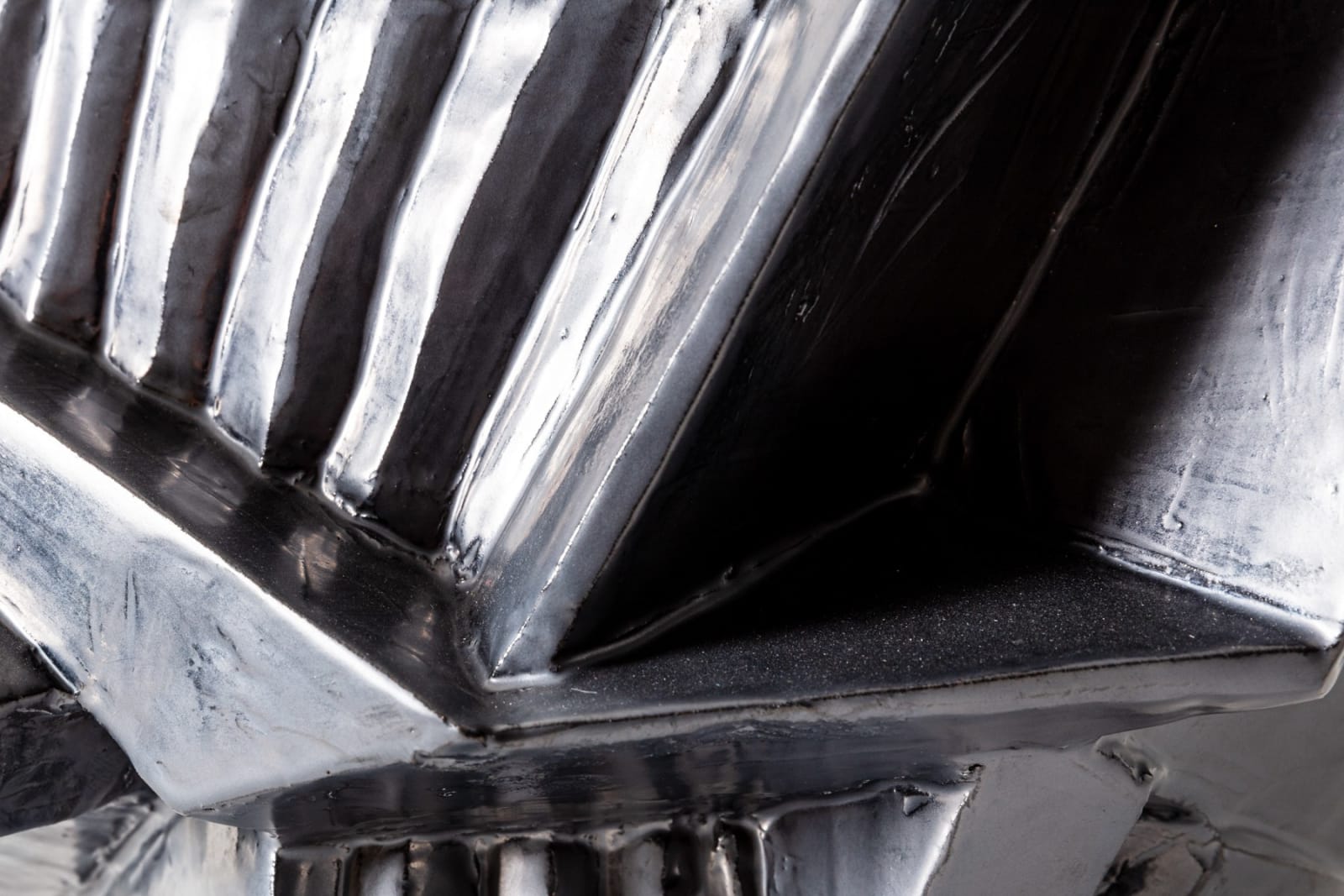 R. A. Pesce, Brutalist Vessel n. 18