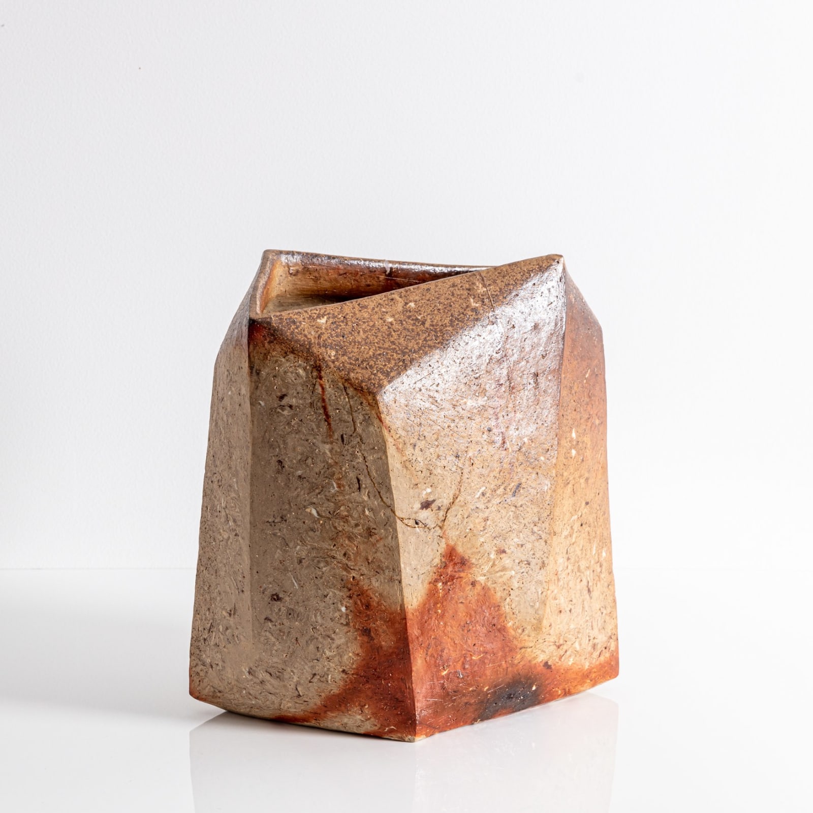 Hiroshi Toyofuku, Bizen Ware Vessel n. 38