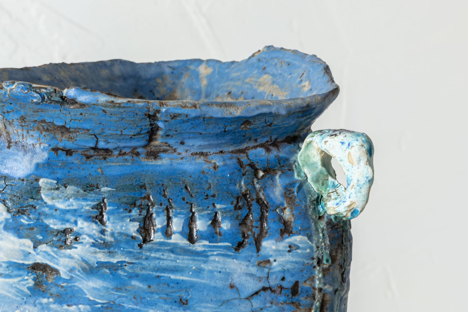 Ani Kasten, Tall Seascape with Three Feet