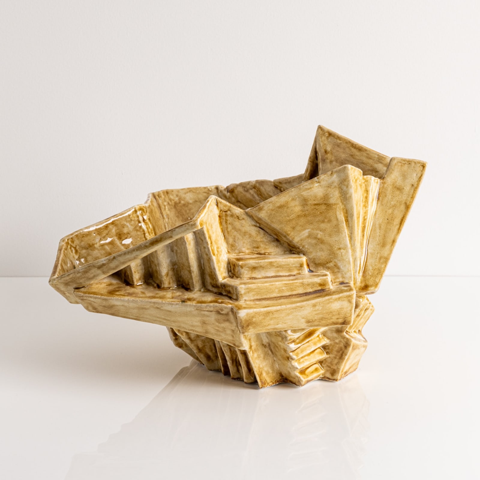 R. A. Pesce, Brutalist Vessel n. 32