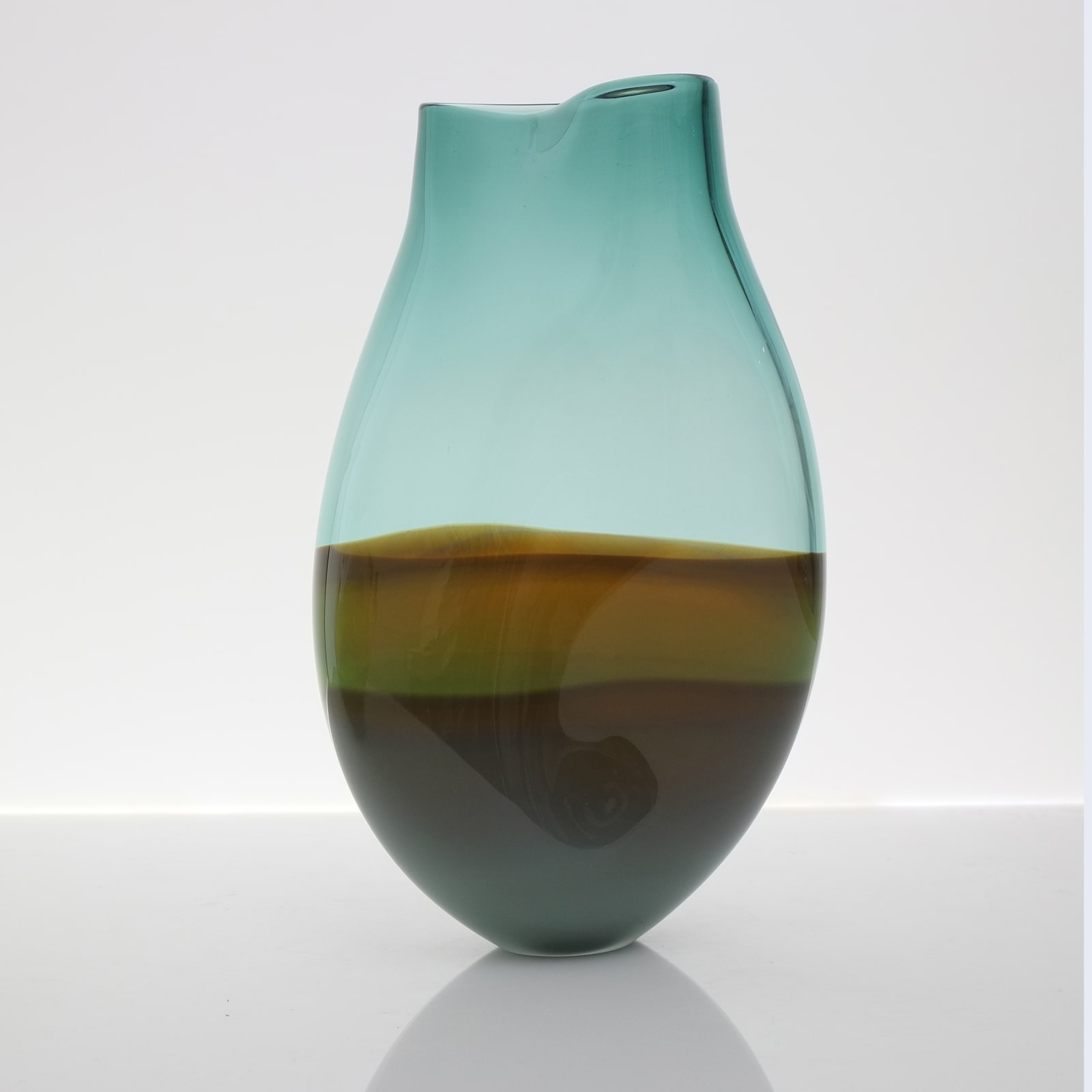 Michèle Oberdieck, Jade Cinture Rotunda Vessel