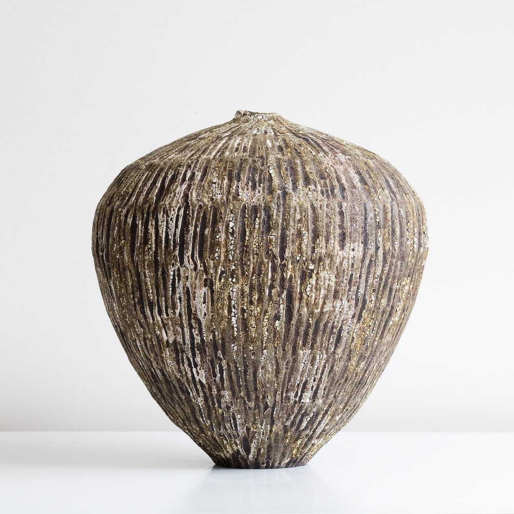 Lise Herud Braten, Dark Brown/Gold Textured Vessel