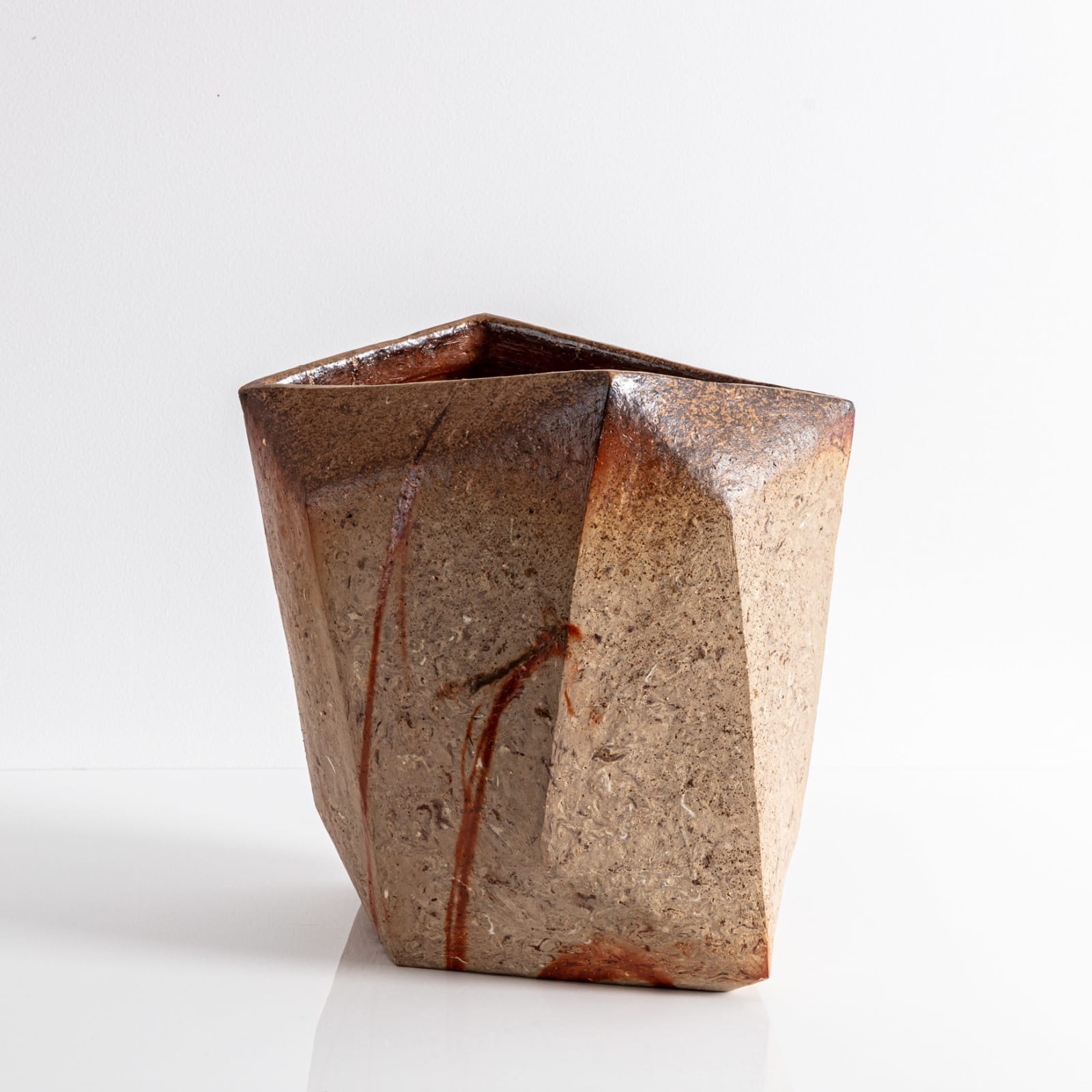 Hiroshi Toyofuku, Bizen Ware Vessel n. 38