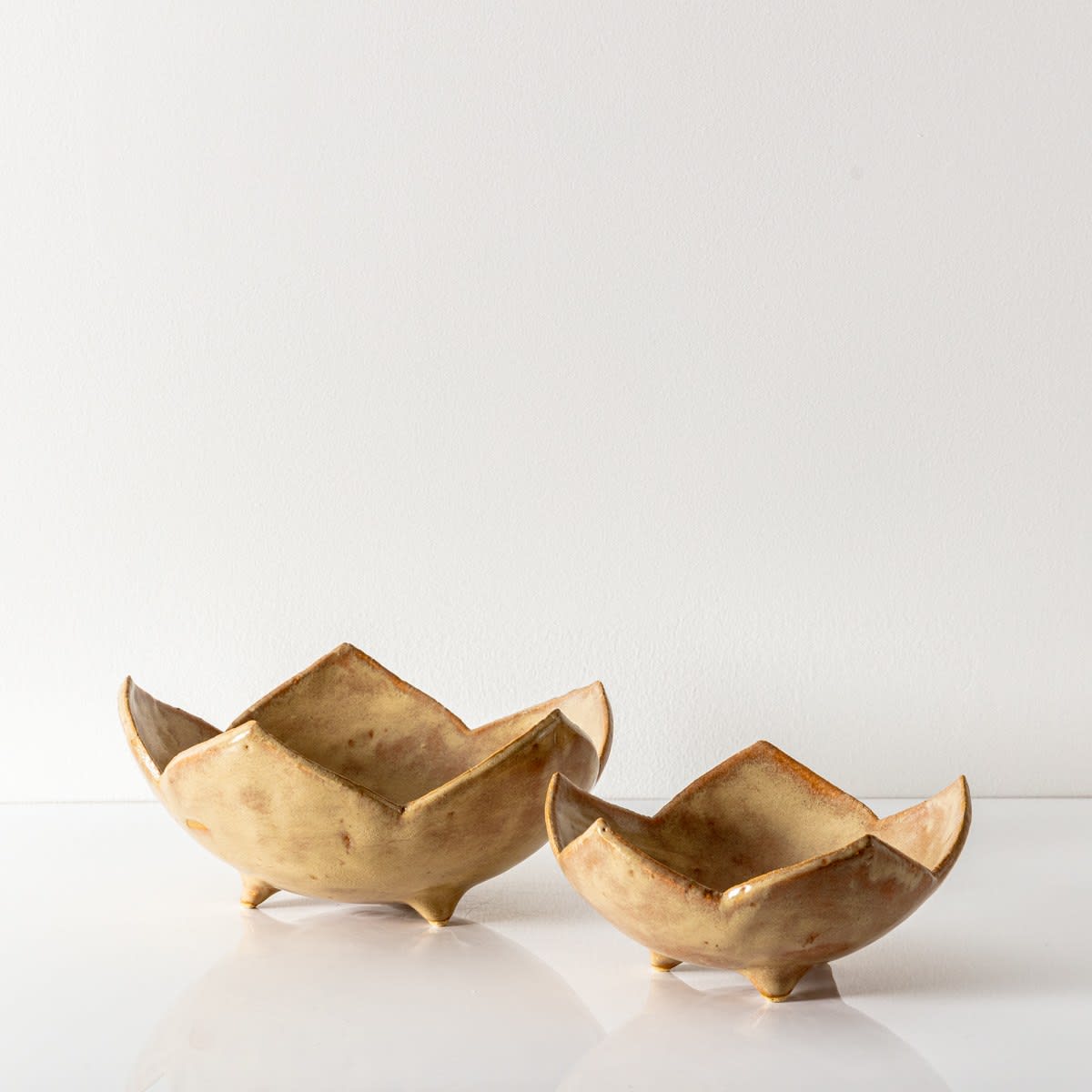 Christopher Maschinot, Creme Tulip Bowls